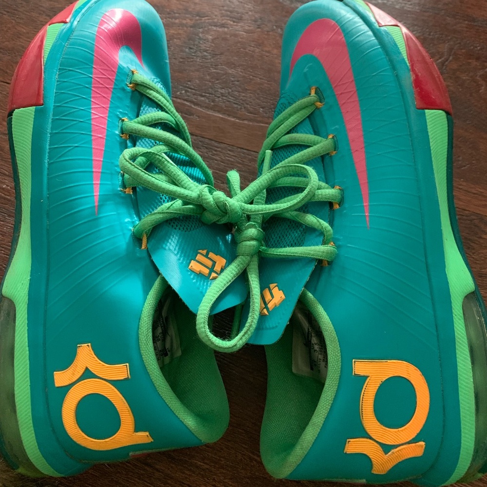 Nike KD’s 6 Hero Turbo Green and Pink